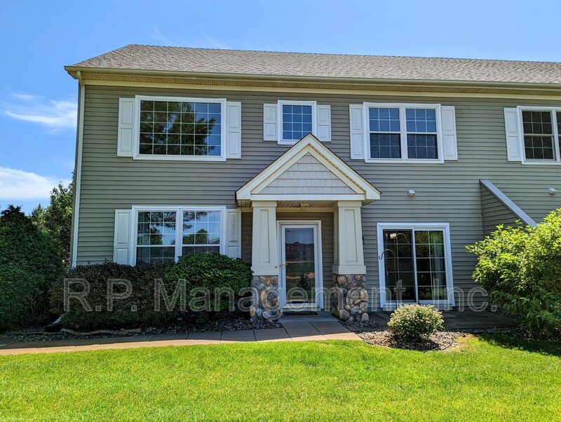 2 Bedroom 2 Bath Large Corner unit Townhome property image