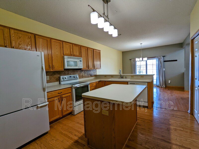 2 Bedroom 2 Bath Large Corner unit Townhome property image
