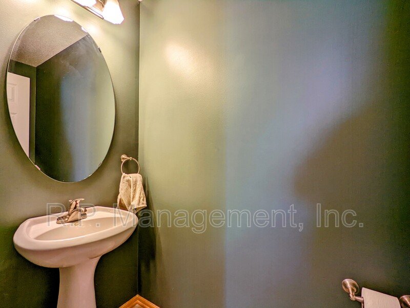 2 Bedroom 2 Bath Large Corner unit Townhome property image