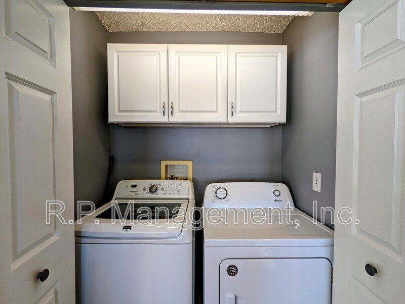 2 Bedroom 2 Bath Large Corner unit Townhome property image