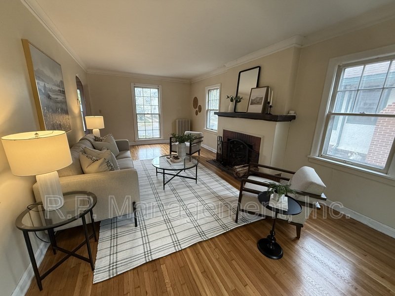 Great 4BR/2BA 2 story home. Available now! property image