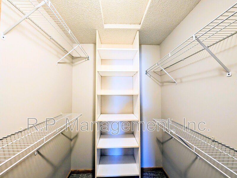 Updated 2bdrm 2bath townhome great location property image