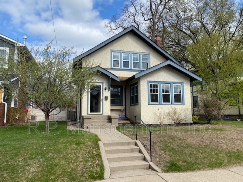 GORGEOUS 3BR/1.5BA blocks from Lake Harriet! property image