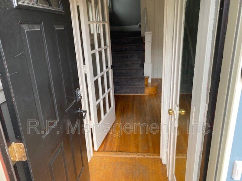 GORGEOUS 3BR/1.5BA blocks from Lake Harriet! property image