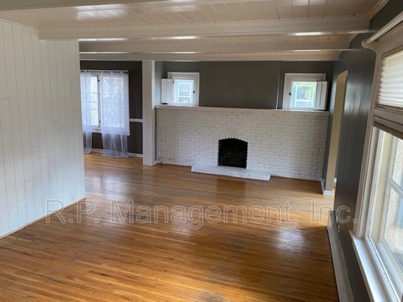 GORGEOUS 3BR/1.5BA blocks from Lake Harriet! property image