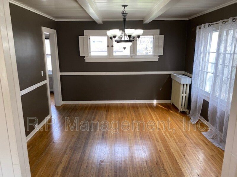 GORGEOUS 3BR/1.5BA blocks from Lake Harriet! property image