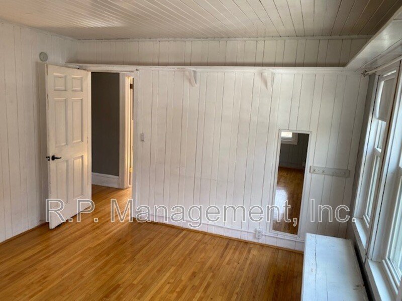 GORGEOUS 3BR/1.5BA blocks from Lake Harriet! property image