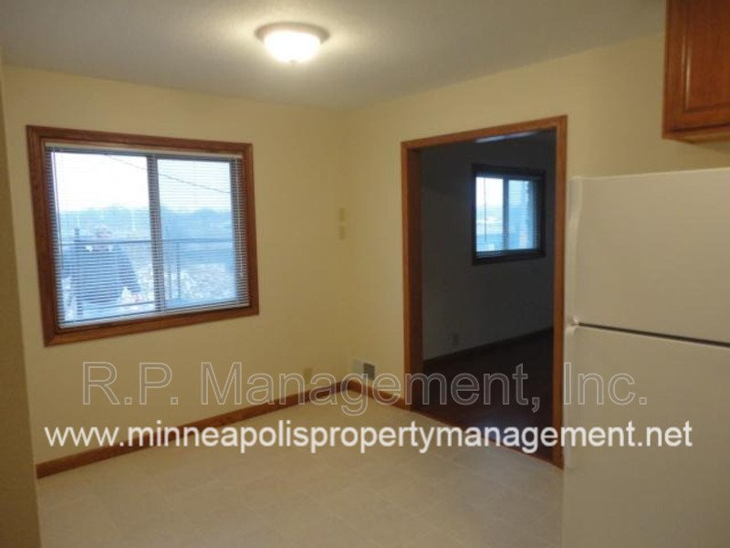 Spacious 3 bedroom unit in Edina. property image