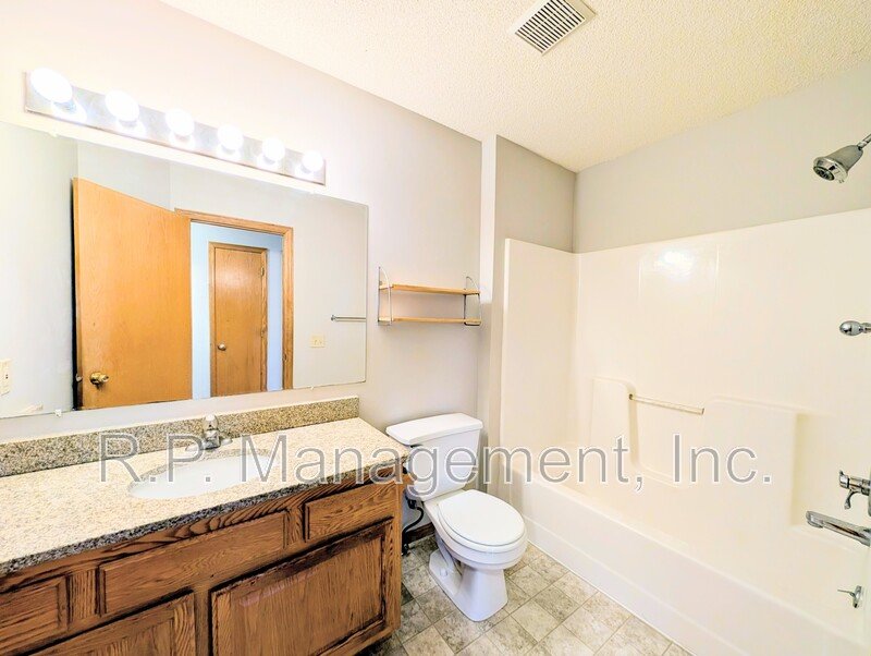 Large 4 bedroom 3 bath home with 180' views of your backyard lake property image
