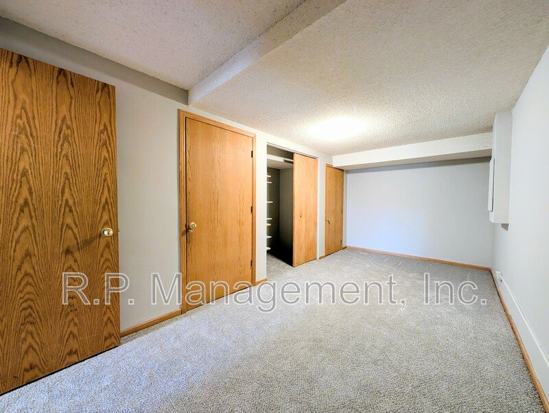Large 4 bedroom 3 bath home with 180' views of your backyard lake property image