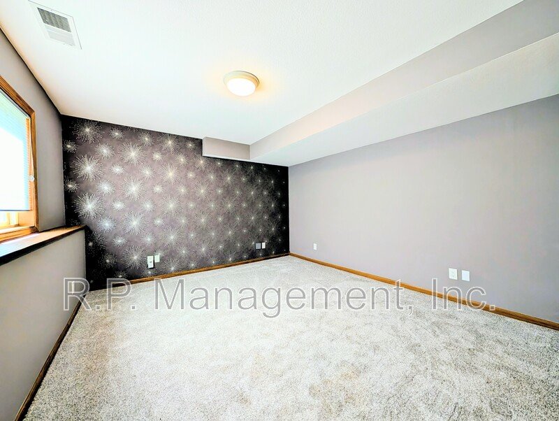 Updated well maintained home in a great location property image