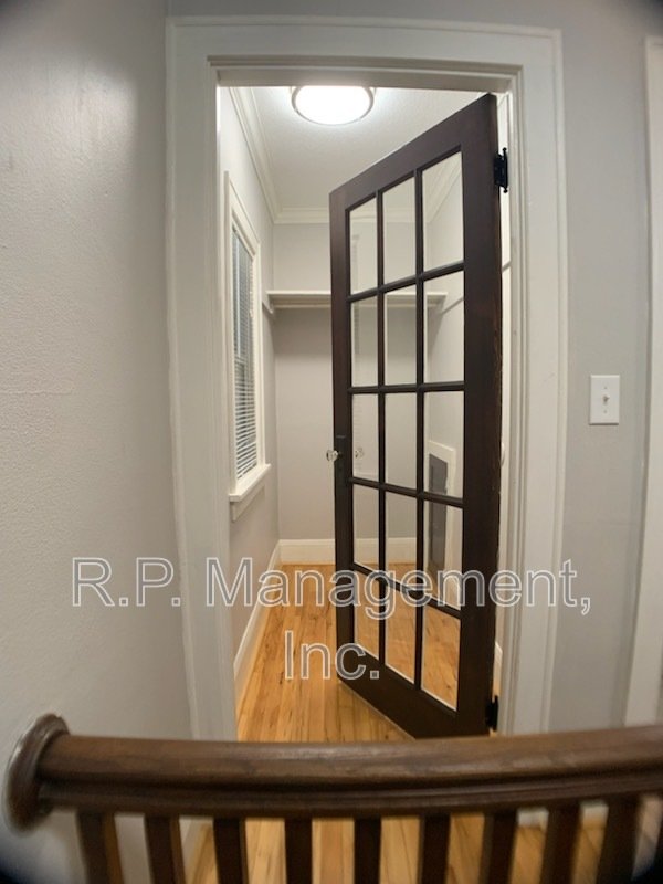 Charming 3bdrm 2bath with natural woodwork throughout property image