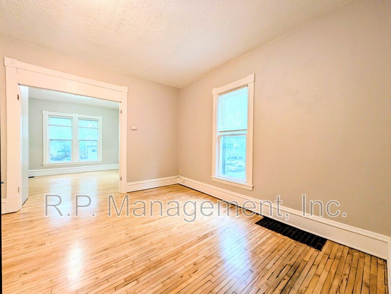 2048 Carroll Ave Apt 3 property image